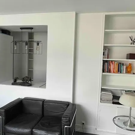 French Design Commerces Apartman *