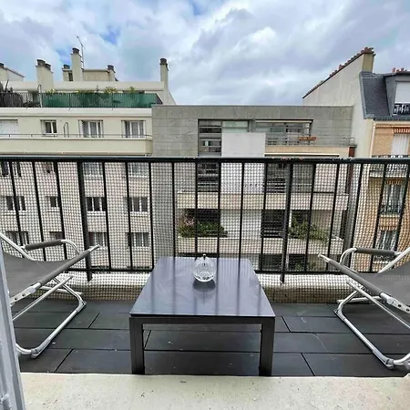 Apartment French Design Commerces