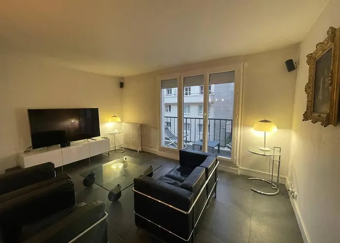 Apartment French Design Commerces