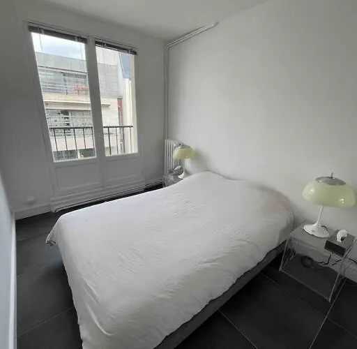 French Design Commerces Apartment Paris