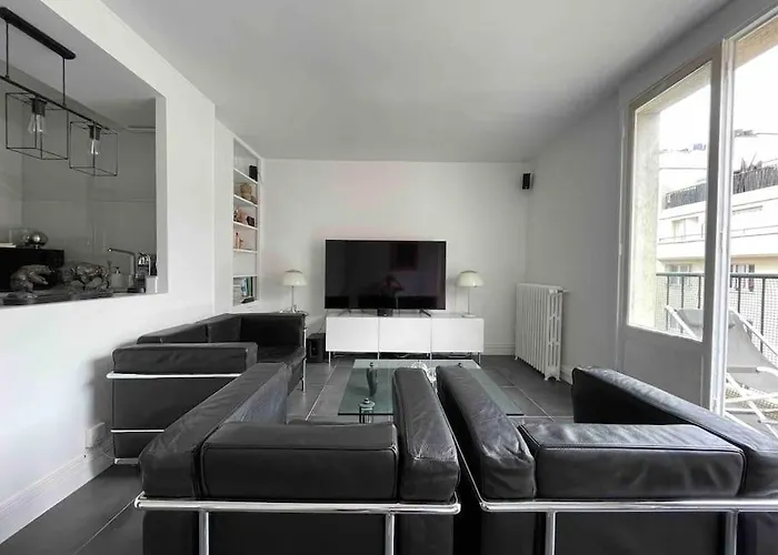 French Design Commerces דירה